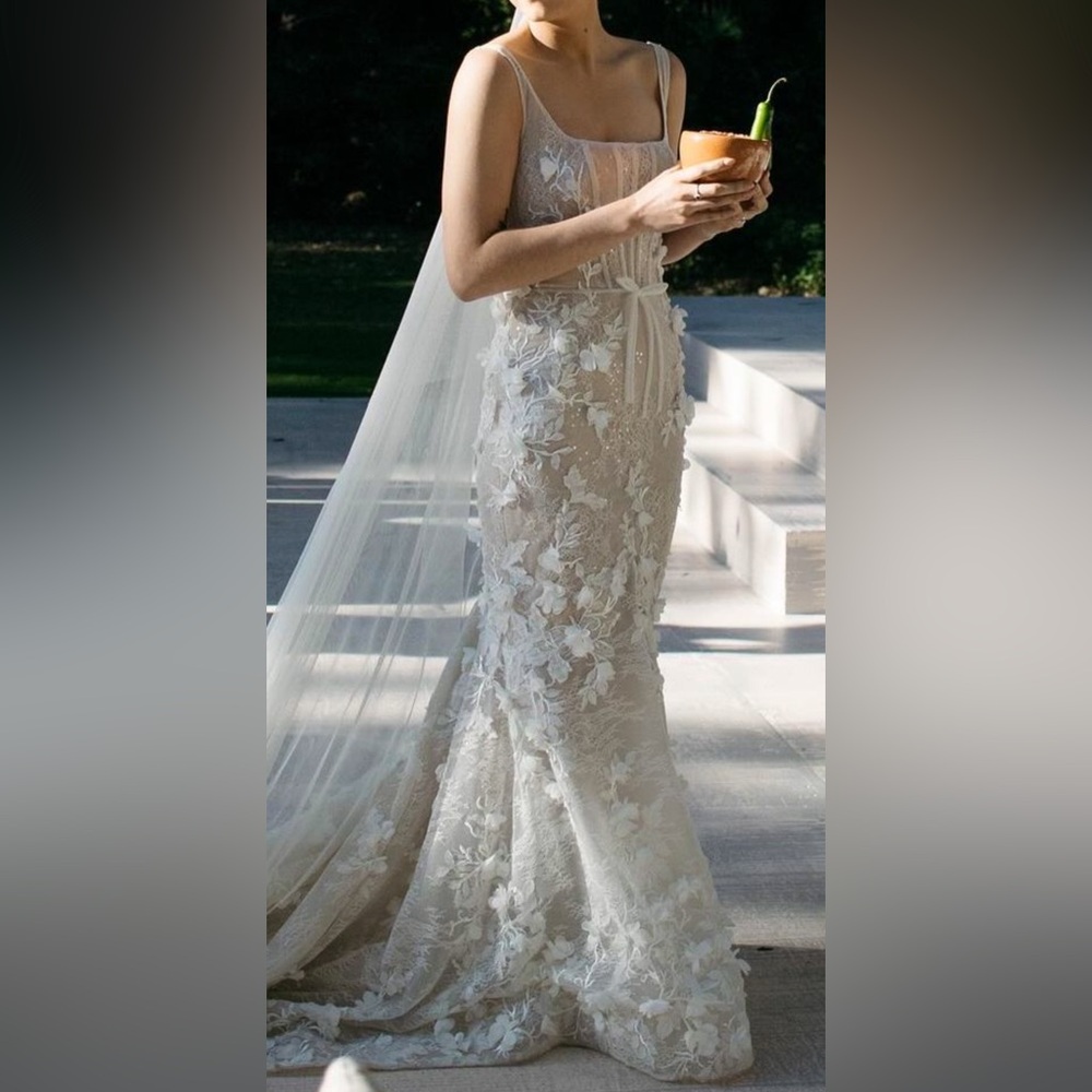 Wedding Dress Berta Privee model 23-P04